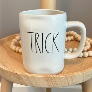 ⭐️⭐️ PICK 5 / $20 Rae Dunn Cream Mug - TRICK Design